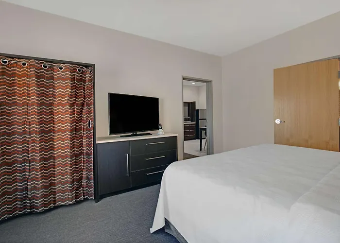 Home2 By Hilton Pivot Point
