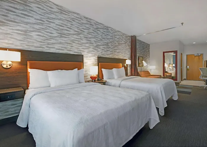 Home2 By Hilton Pivot Point Hotel
