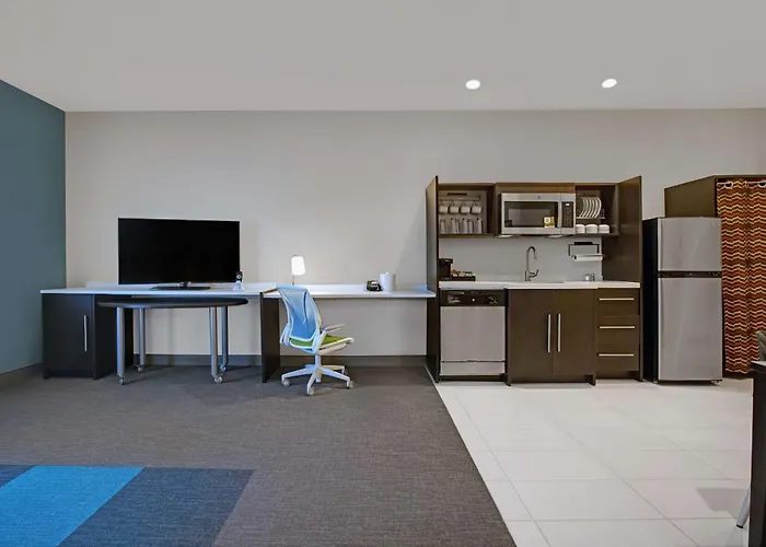 Home2 By Hilton Pivot Point 3*
