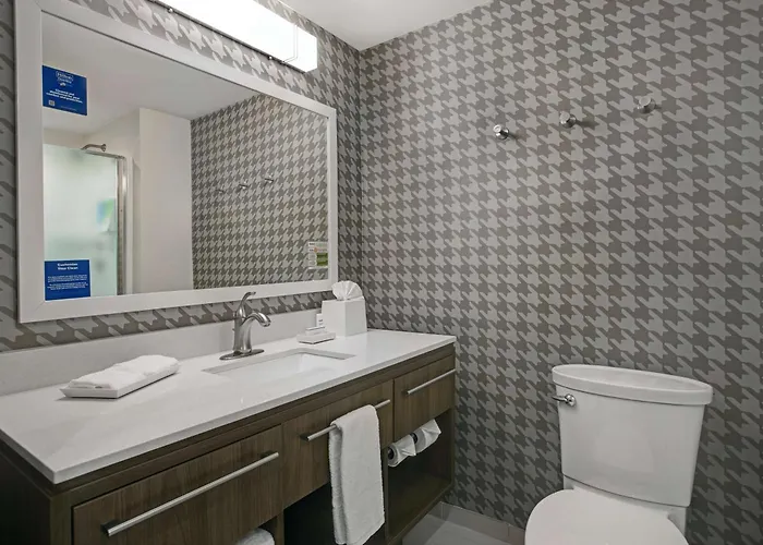 Home2 By Hilton Pivot Point 3*