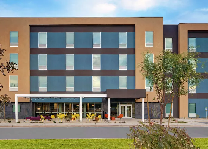 Home2 By Hilton Pivot Point 3* Yuma