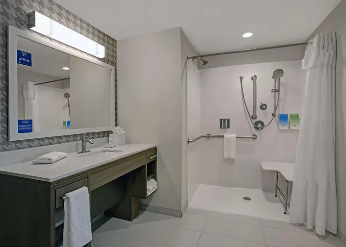 Home2 By Hilton Pivot Point Hotel