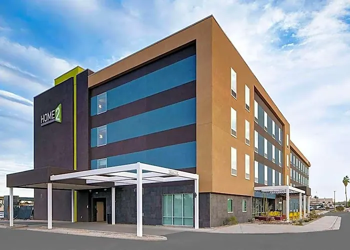 Home2 By Hilton Pivot Point Hotel 3*
