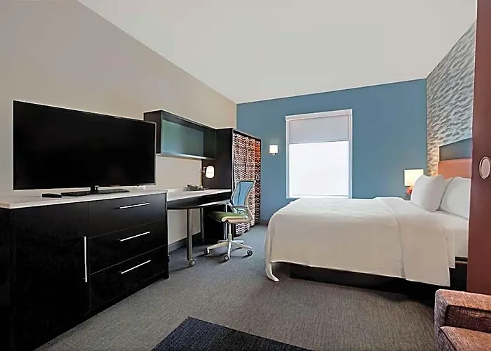 Home2 By Hilton Pivot Point Hotel