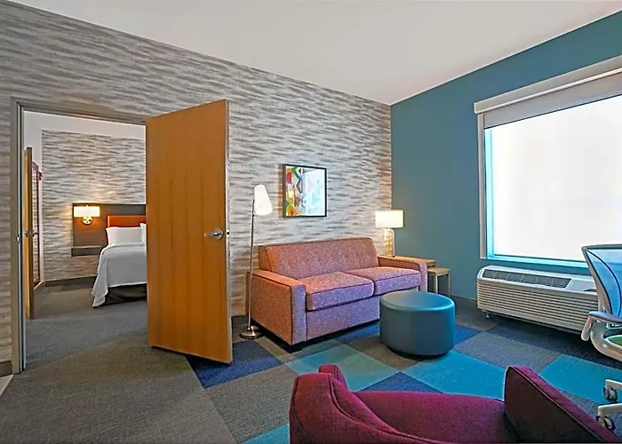 Home2 By Hilton Pivot Point Hotel