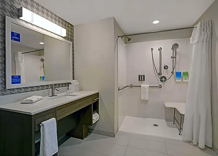 Hotel Home2 By Hilton Pivot Point