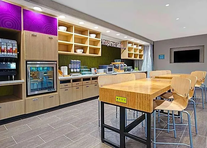 Home2 By Hilton Pivot Point 3*