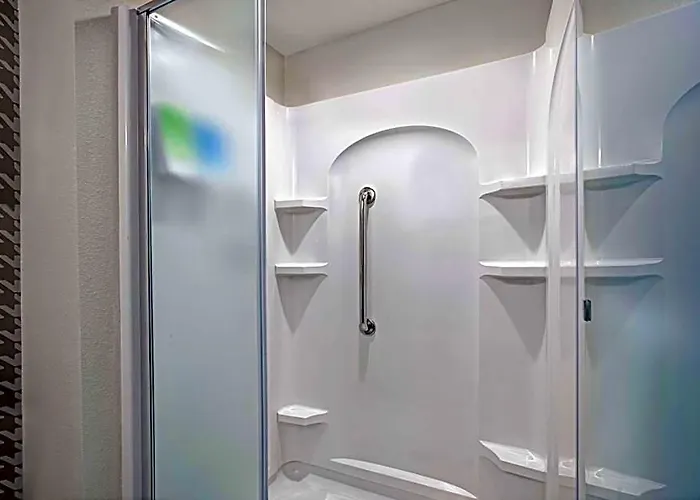 Hotel Home2 By Hilton Pivot Point